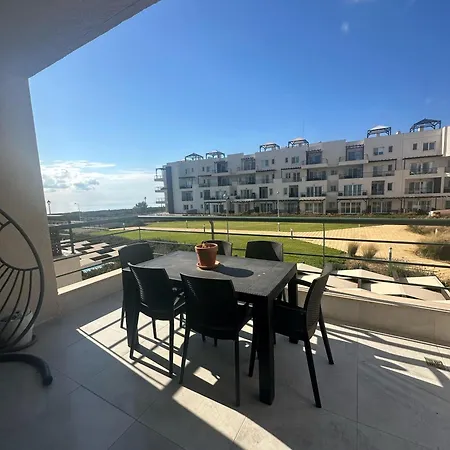 Thalassa Apartment